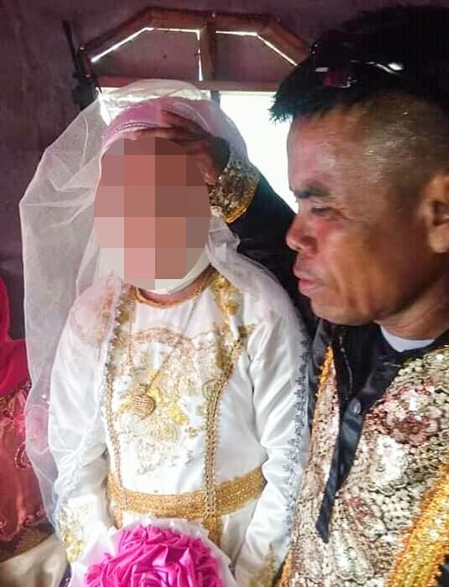 13岁少女嫁给48岁农民当"五房",刚结婚就给同龄孩子当后妈