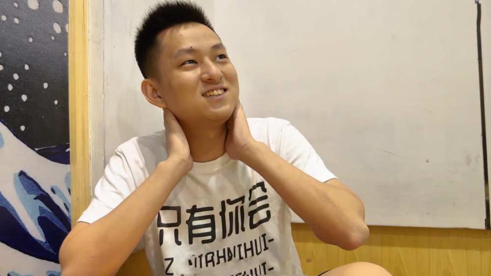 敬汉卿b站连续两个视频恰饭引发网友争议掉了近13w粉