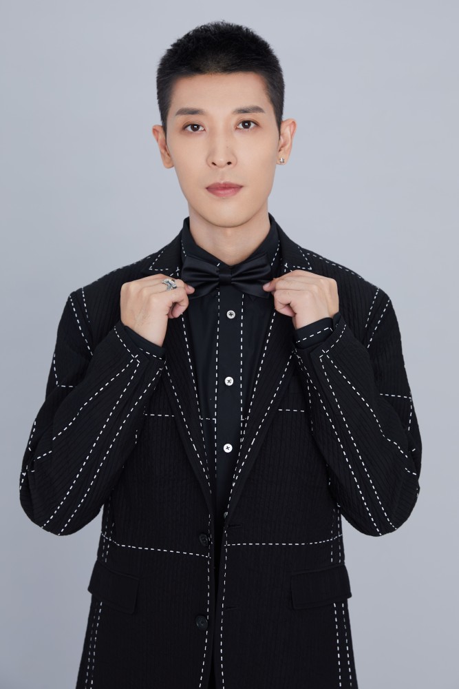 张赫宣转型疗愈系暖男为都会爱情故事代言发声