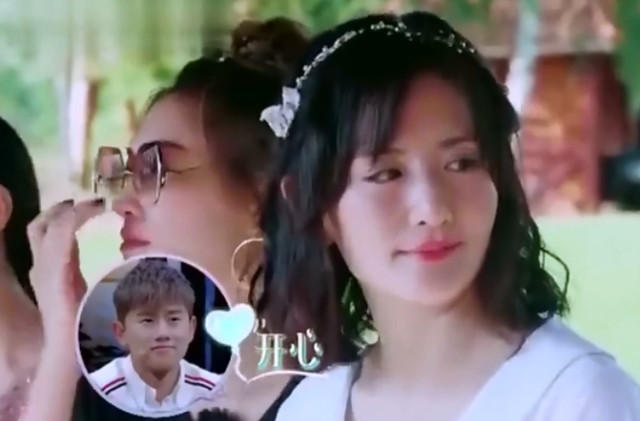 二胎实锤谢娜直播时疑出孕吐干呕后连忙漱口刘维小动作亮了