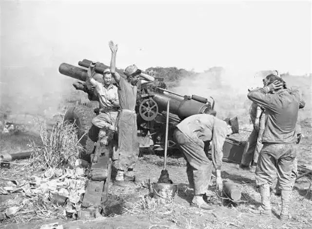 第二次世界大战期间的10张老照片,每一张都揭露出战争的残酷!