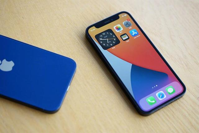 苹果iphone 12 Mini看一看网友评论 好评和差评一目了然 腾讯网