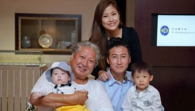 洪金宝|患糖尿病用断食法减肥，洪金宝为健康听从家人建议，直言老婆很烦