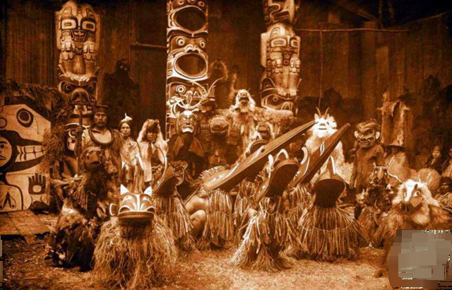 120年前的印第安人老照片:几乎被美国人赶尽杀绝,图2女子很漂亮!