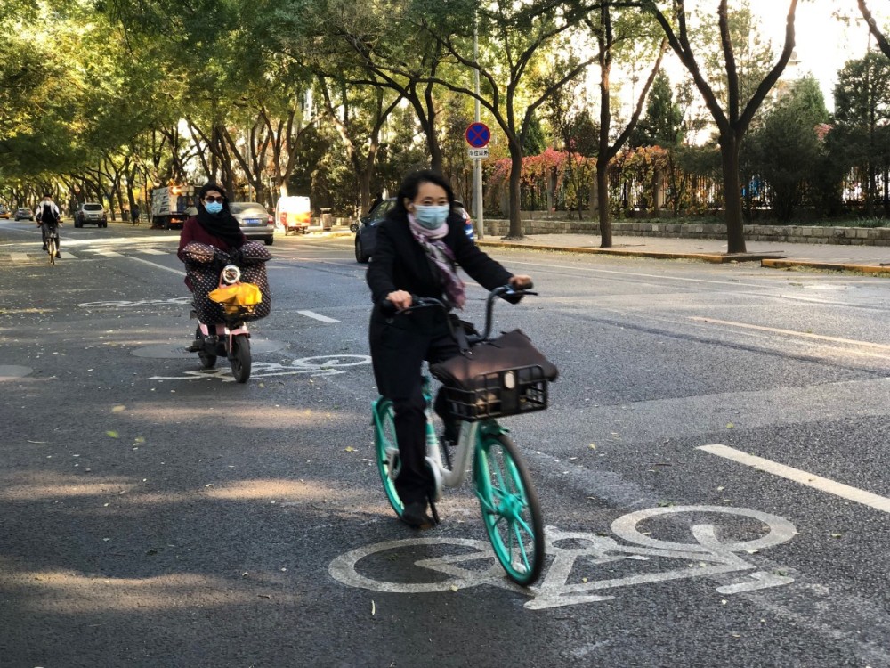 北京|查处违章停车，北京将赋予街巷长和停车管理员执法权