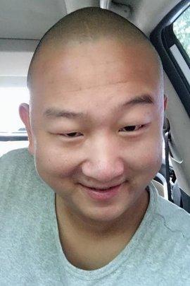 giao|网红giao哥喜当爸，为赚奶粉钱现身酒吧捞金？10分钟赚20万引争议