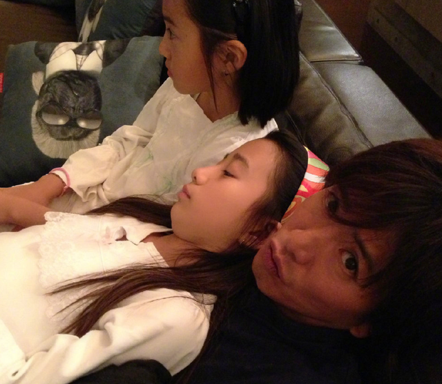 木村拓哉女儿分享儿时旧照一家都是颜霸找对象只找比爸爸帅的