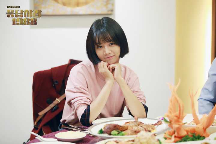 请回答1988|播出五年，评分9.7，韩剧《请回答1988》为何那么感人？