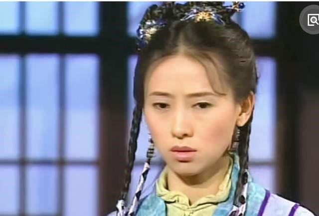 翁虹《康熙情锁金殿》版很多的美女演员都饰演过这个角色.