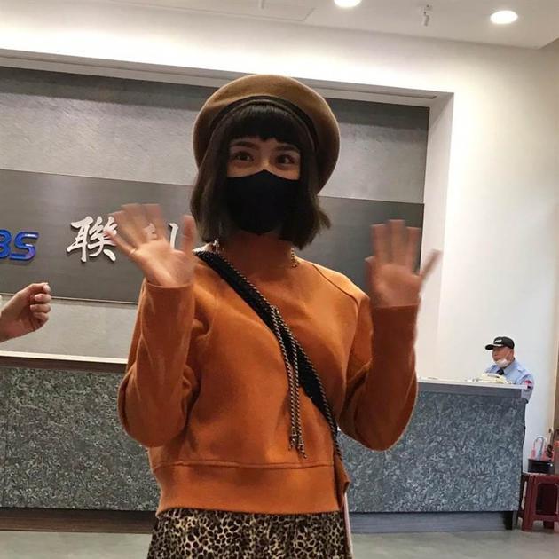 黄鸿升|黄鸿升去世两月，黄婷婷发小鬼相关视频回忆，杨丞琳暖心留言