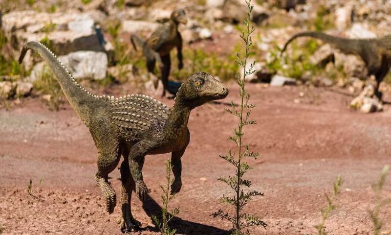 三叠纪的生物大灭绝为恐龙称霸扫清了道路时间可能比我们想象的要晚