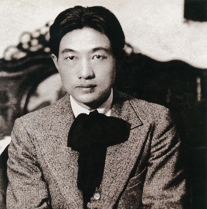 齐白石|齐白石不画虾徐悲鸿不画马，让他们挑战画猪，谁更强？