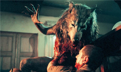 真实的"狼人"事件?3年袭击200人,被银子弹击毙,尸体至今成谜