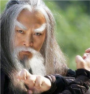 的人物)第十二位:"阴光大法师"古月第十一位:"白云剑客"夏侯仁第十位