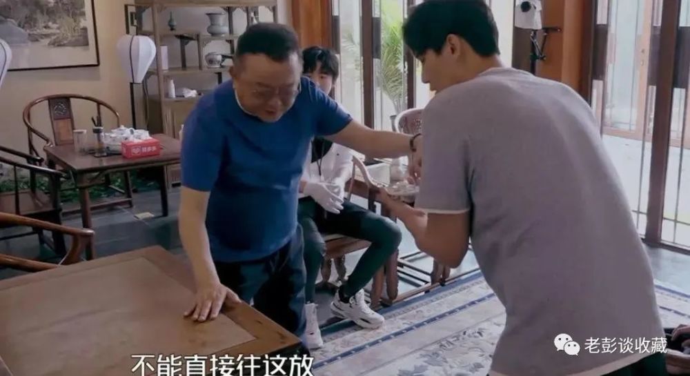 节目里于晓光,大张伟,刘宇宁和董思成拜见师父的过程中,于晓光直接把