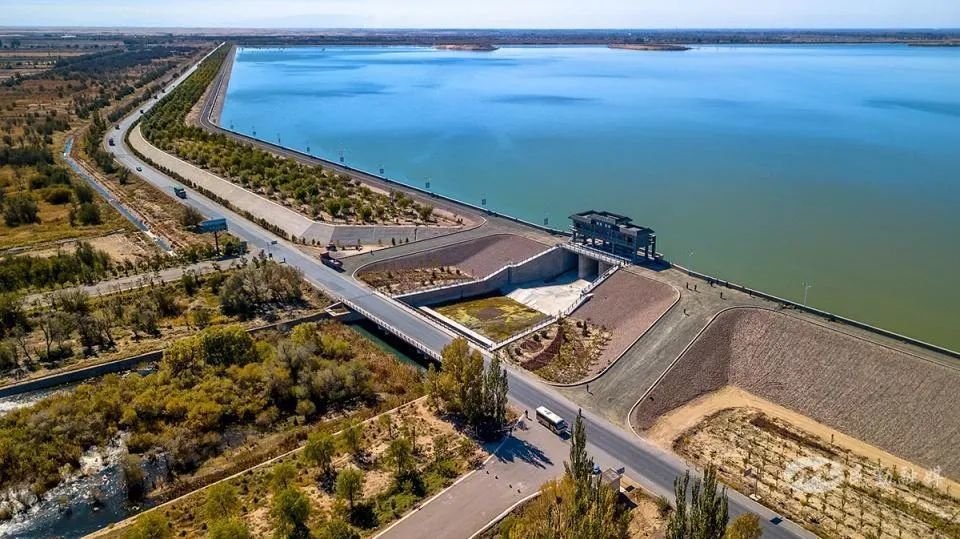 甘肃民勤石羊河生态文明建设的珍贵样板