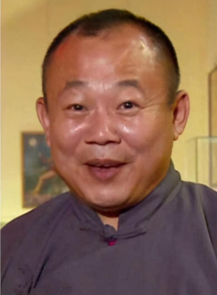 脑梗|台湾版《济公》导演郑少峰突发脑梗去世享年76岁，曾与张国立吴君如合作