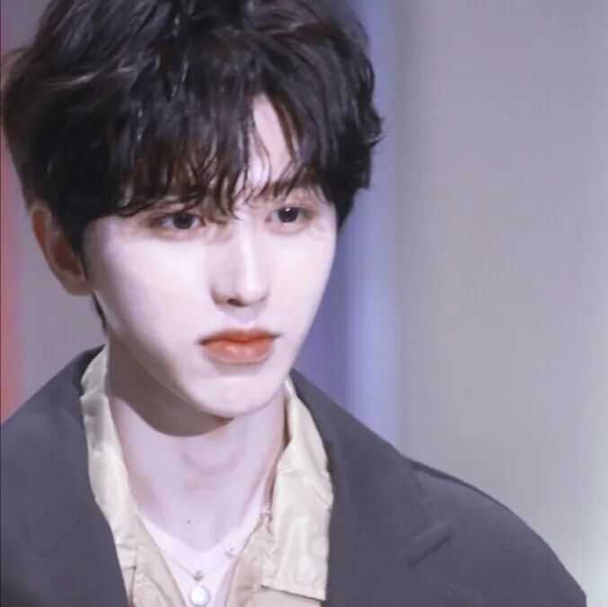 真爱粉专属蔡徐坤头像壁纸541期