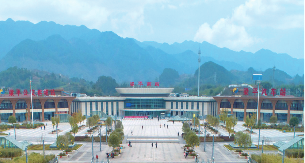 梁平国庆期间,运力充足!这些线路高铁加开～_腾讯新闻