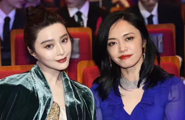 范冰冰|范冰冰出席盛典肤色差明显，和姚晨同框比美，曾在机场偶遇无交流