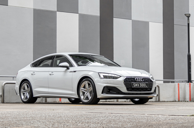 2020年奥迪a5sportback入门级斜背并非讨好