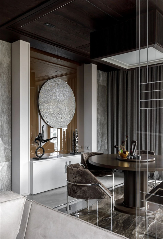 136㎡高级灰空间