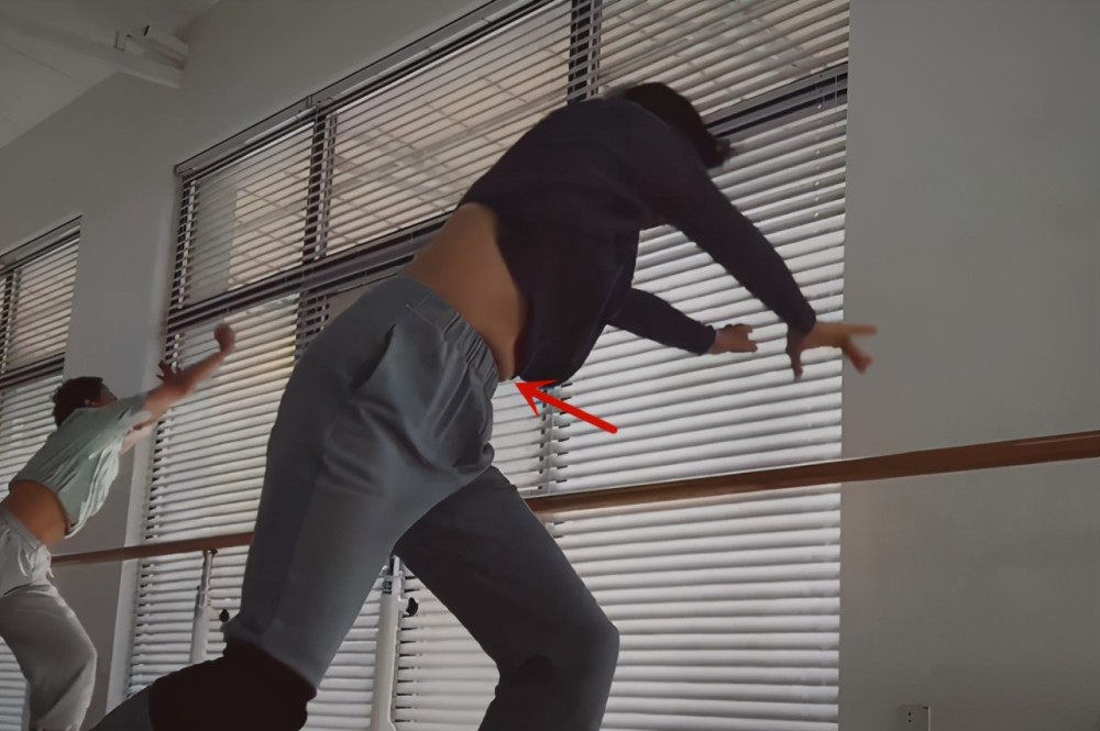 黄磊|宠妻狂魔！黄磊深夜为孙莉做宵夜，老夫老妻小日子充满仪式感