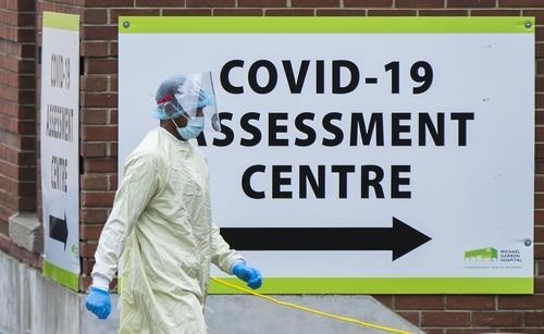 确诊病例数破30万 加拿大新冠疫情恶化