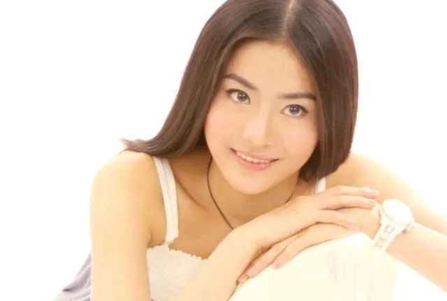 张柏芝|她的脸变化可真大……