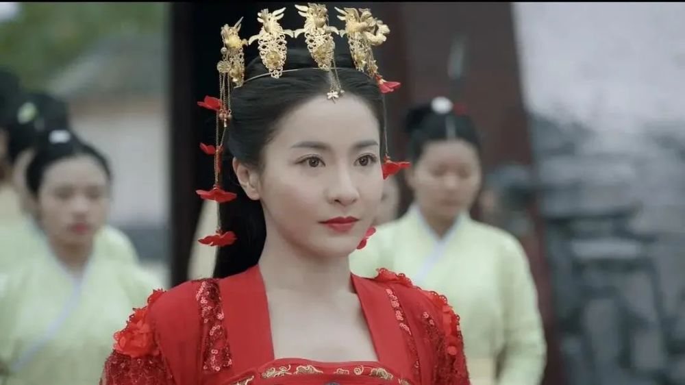 张柏芝|她的脸变化可真大……