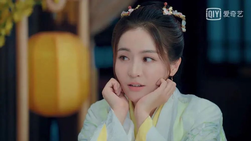 张柏芝|她的脸变化可真大……