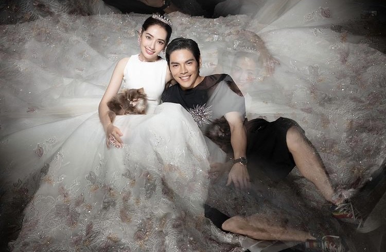 郭碧婷|向太晒郭碧婷向佐北京1.5亿豪宅，卡戴珊家装修风格，被指不尊重儿媳意见