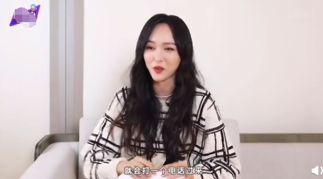 唐嫣|唐嫣自曝与罗晋相处细节：开着视频看对方吃饭，吃宵夜还要打电话
