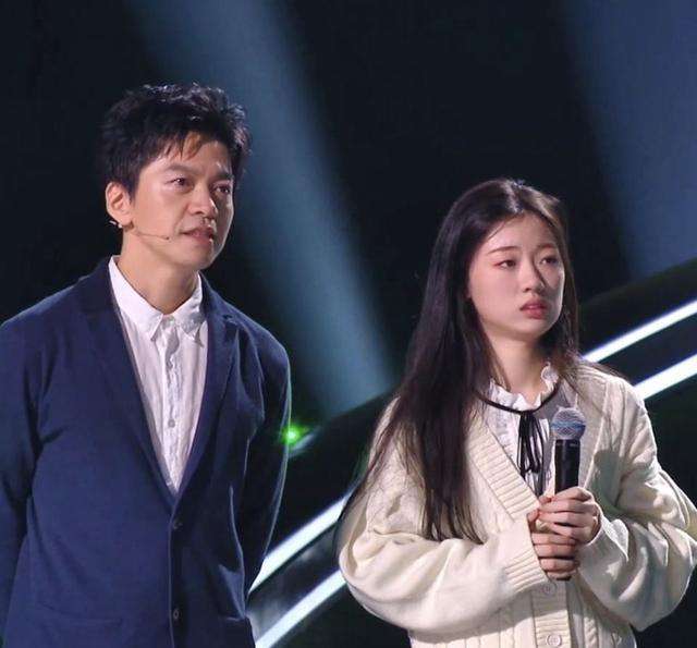 单依纯|中国好声音：吃了两次亏的灿星，未必会让单依纯夺冠，教训太惨痛