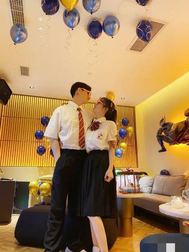 整容|整容整成网红脸，和男星公布恋情不被看好，但两个人现在越来越甜