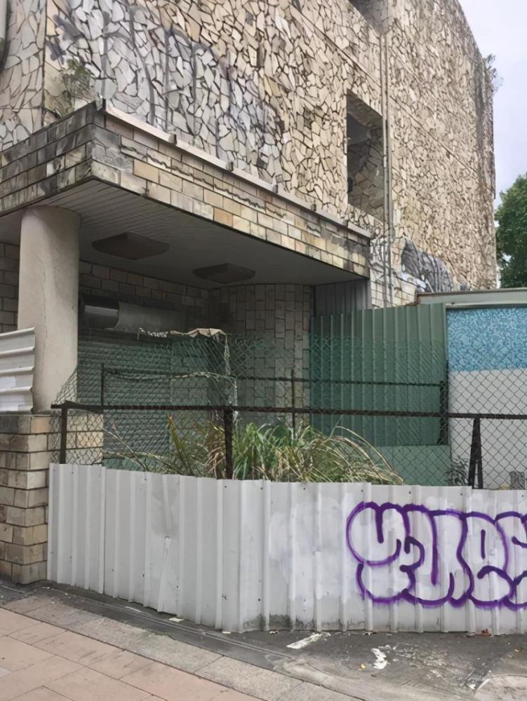 台湾博主夜探废弃医院意外拍到吊尸竟是此前失踪男子