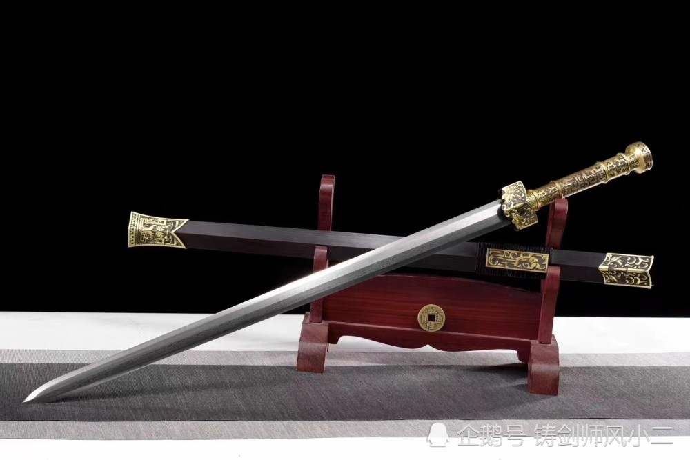 龙神剑百炼钢手工折叠锻打