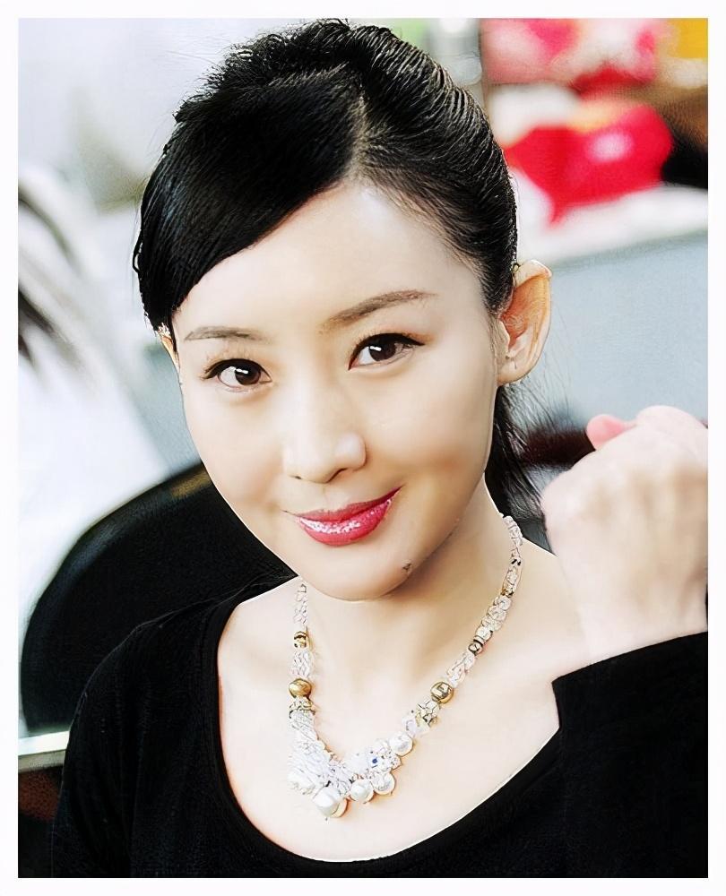 为娶潘蔚弃妻子,孙楠如今遭"报复",买红妹:坚强的女人最好命