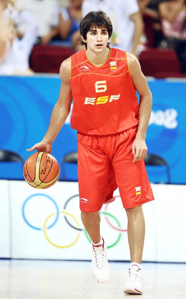 并且,在出战08年奥运会的时候卢比奥才刚刚18岁,所以被球迷们称为"