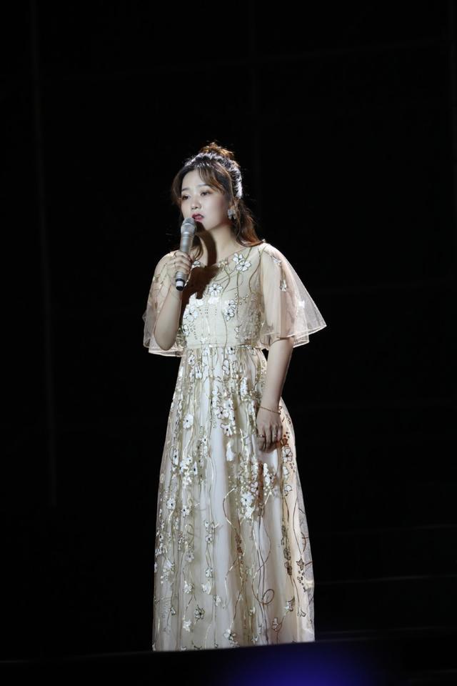 因乔诗语给肖战庆生引起闪耀暖暖玩家不满,官方决定换掉大喵cv_腾讯