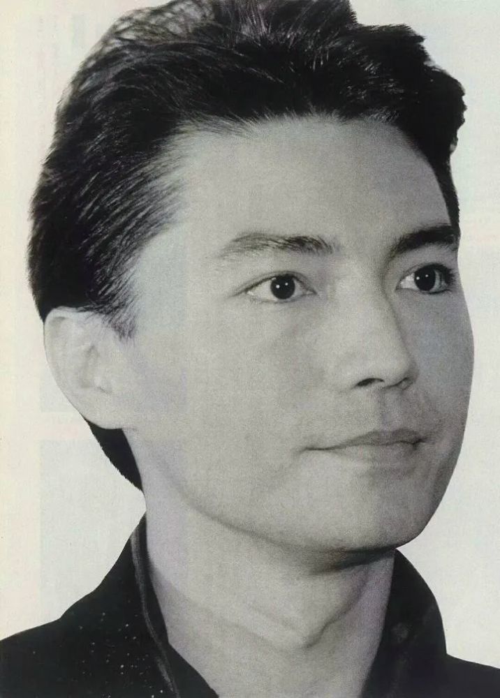 【珍藏】盛世美颜,被称"亚洲第一美男"的尊龙,这些照片太美了