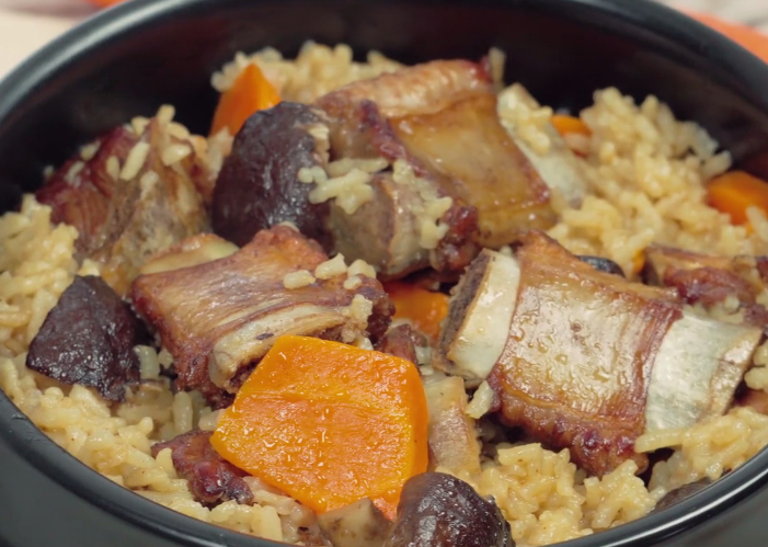 简单好吃的排骨焖饭孩子爱吃的日常主食营养丰富美味又解馋