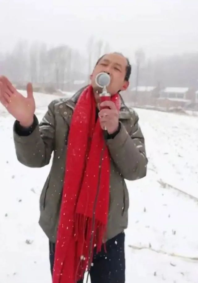 央视春晚 网络春晚,河北守山大叔这个春节有点忙