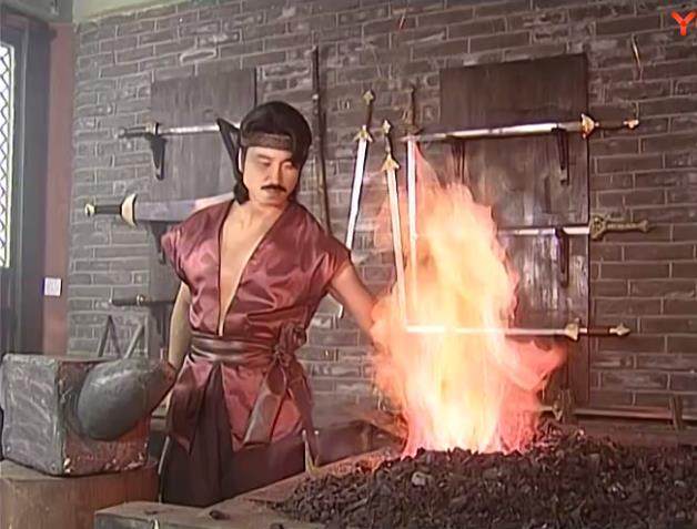 风云中绝世好剑属于聂风他的儿子得到了败亡之剑此剑才属聂家