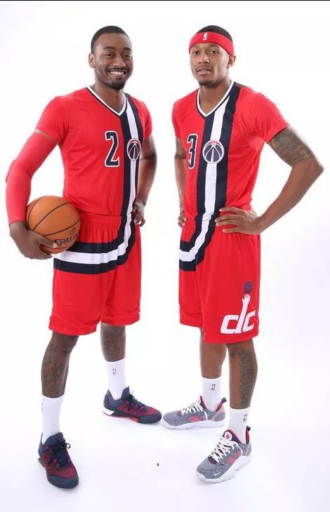 nba最丑球衣盘点保罗洗衣粉联名诺维茨基塑料袋瞩目