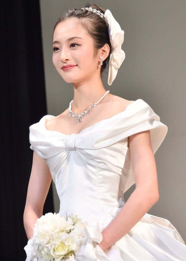 日本_娱乐|丑了这么多年的日本选美，终于出神颜了！被冠军心动狙击！