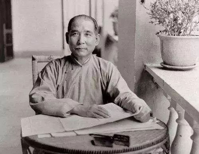 张作霖|民国军阀是否尊敬孙中山？看灵柩寄存碧云寺期间，张作霖做了什么