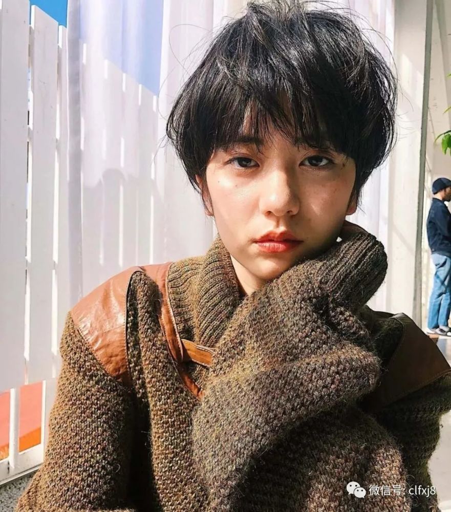 干练网红超短发