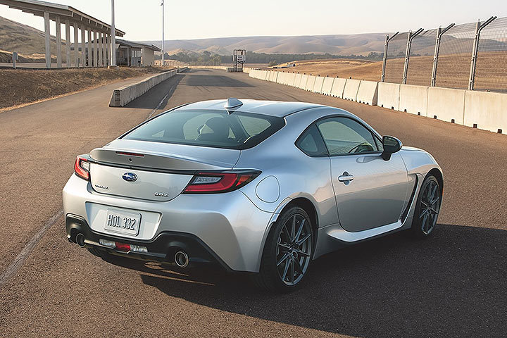 新斯巴鲁brz亮相美国平民跑车秋名山漂移神器正式回归