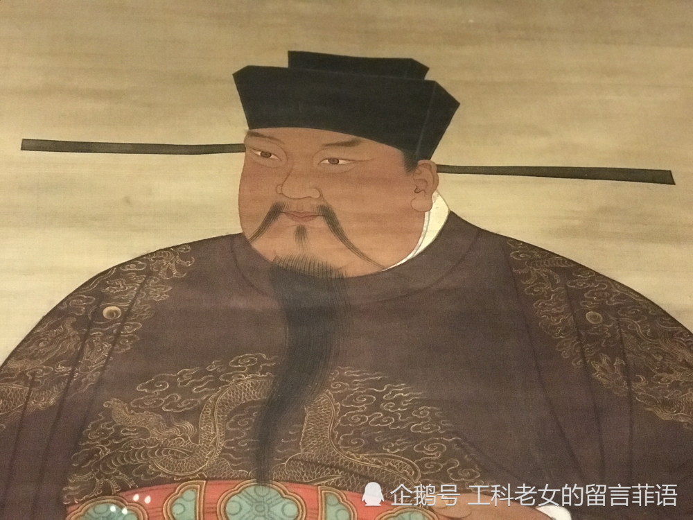 宋太祖赵匡胤的功绩赵匡胤一生最大的贡献和成就在于重新恢复了华夏